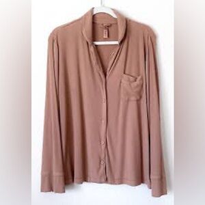 SKIMS Women's Tan Button-Up Sleep Shirt Size XXL